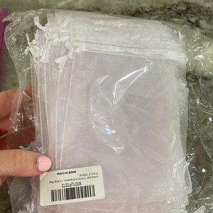 93 sachets white 4 x 6 (new)